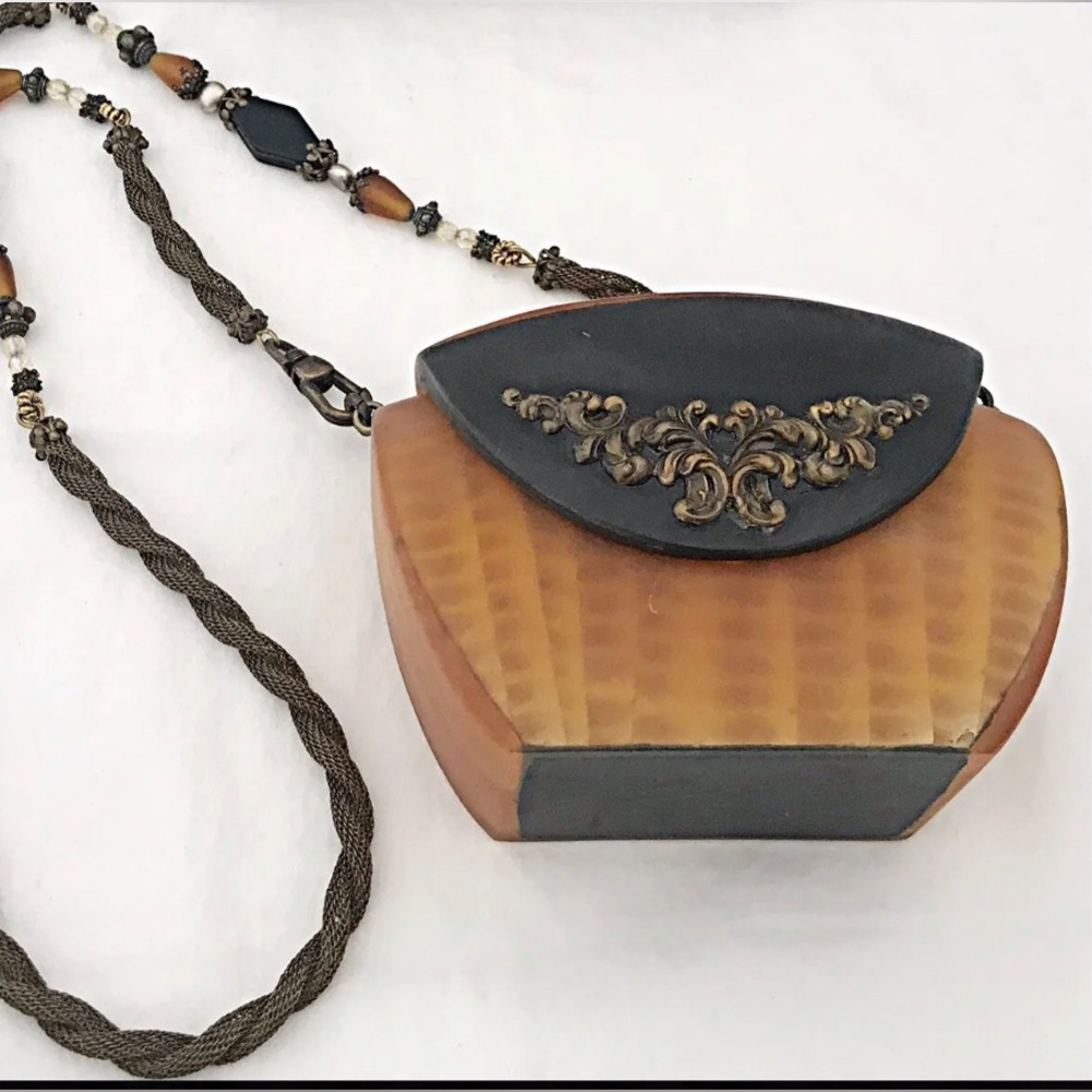 Maya Resin bag